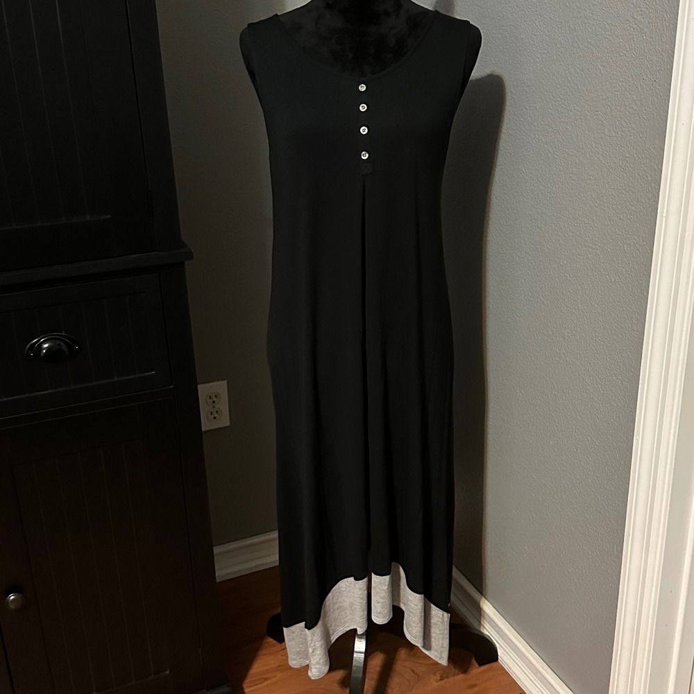Anne Kleinβ Dress Medium Maxi Dress Colorblock Hem Minimalist Chic Sleeveless
